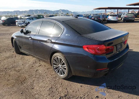 2018 BMW 530E Iperformance z USA, uszkodzony, nr VIN WBAJA9C50JB033855